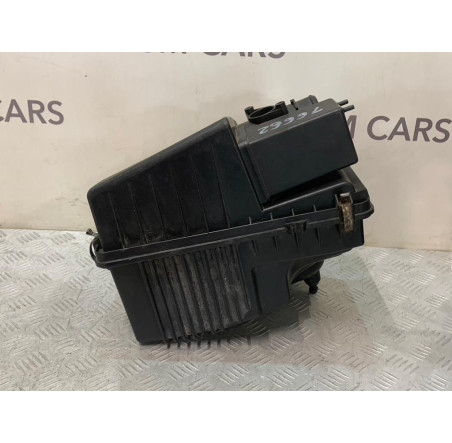 Корпус повітряного фільтра Mazda 6 GH 2007-2012 р. 2.0 di Корпус повітряного фільтра Mazda 6 GH 2007-2012 р. 2.0 di