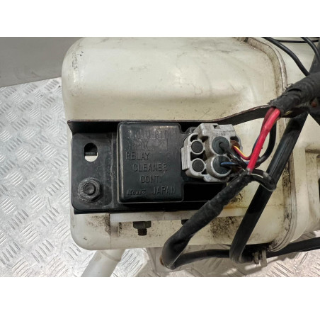 Бочок омивача Mazda 6 GH 2007-2012 р. ( GS1D67480 К 0036 ) Бочок омивача Mazda 6 GH 2007-2012 р. ( GS1D67480 К 0036 )