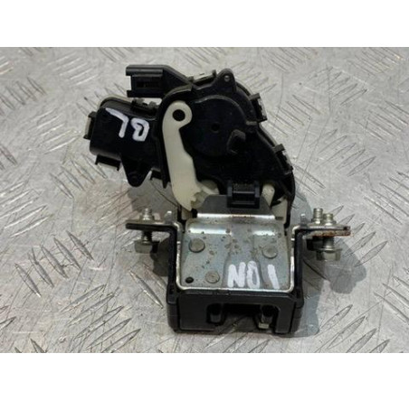 Замок кришки багажника лифтбек Mazda 3 BL 2009-2013 р.