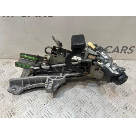 Рульова колонка Mazda 3 BK 2003-2008 р. Рульова колонка Mazda 3 BK 2003-2008 р.