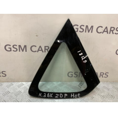 Заднє праве скло трикутник, хетчбек  Mazda 3 BK 2003-2009 р. 