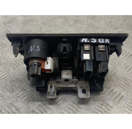 Панель попільнички  Mazda 3 BK 03-09