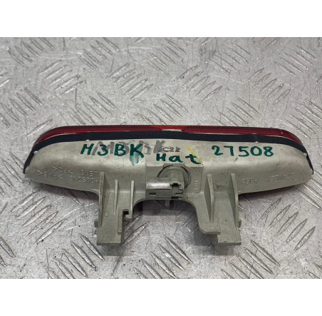 Додатковий (центральний) стоп-сигнал хетчбек Mazda.3 BK 2003–2009 ( BP4K-51-580B )