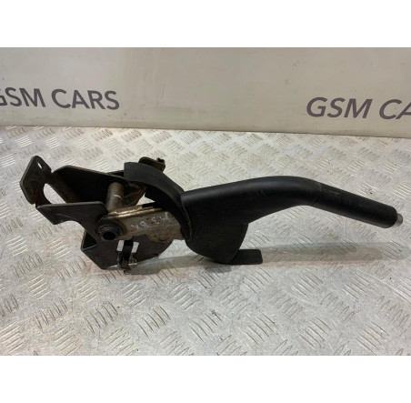 Ручний ( тормоз ) гальмо/ручнік,Mazda 3 BK 2003-2008 р.
