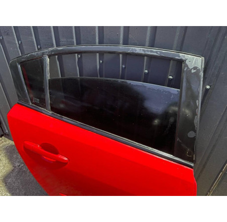 Дверь задня права Mazda 3 BK 2003-2008 р.