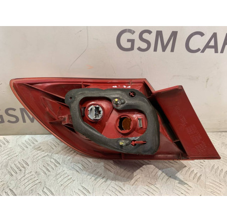 Ліхтар Задній правий ( хечбек)  Mazda 3 BK 03-06