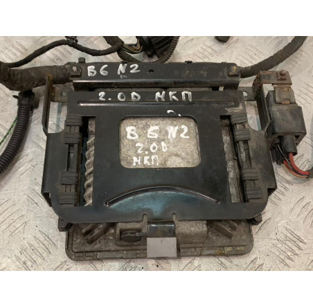 Блок керування (ЕБУ) двигуном 2.0 D. VW Passat B6