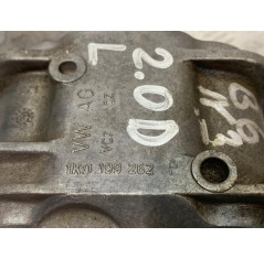 Права Опора (Подушка) Двигуна 2.0 D. Volkswagen Passat B6 B7 ( IKO 199 262 )