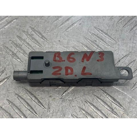 Автомобільний підсилювач антени AM/FM Volkswagen B6 (VAG). ( 3C9 035 552 ) Автомобільний підсилювач антени AM/FM Volkswagen B6 (VAG). ( 3C9 035 552 )