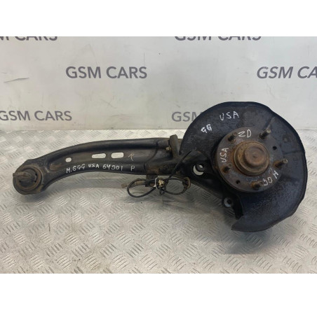 Цапфа задня права в зборі зі ступицею Mazda 6 GG  USA ( 037 906 283 D )