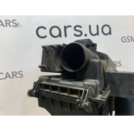 Корпус повітряного фільтру 2.0 D RF5C RF7J Mazda 6 GG Корпус повітряного фільтру 2.0 D RF5C RF7J Mazda 6 GG