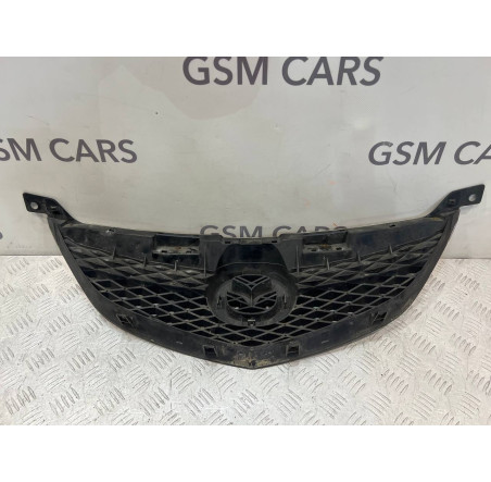 Решітка радіатора Mazda 6 GG 02-05 